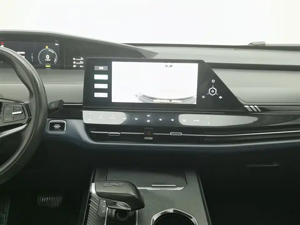 Changan UNI-K Smart iDD