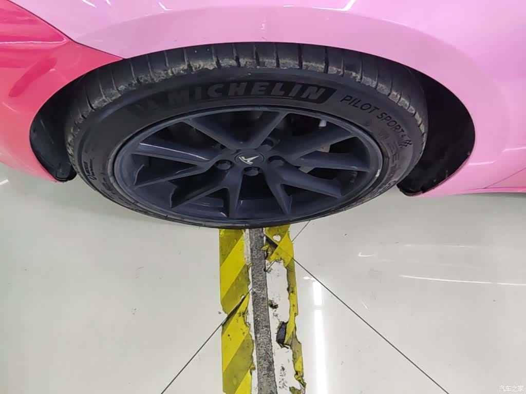 Tesla Model 3, 2021 23