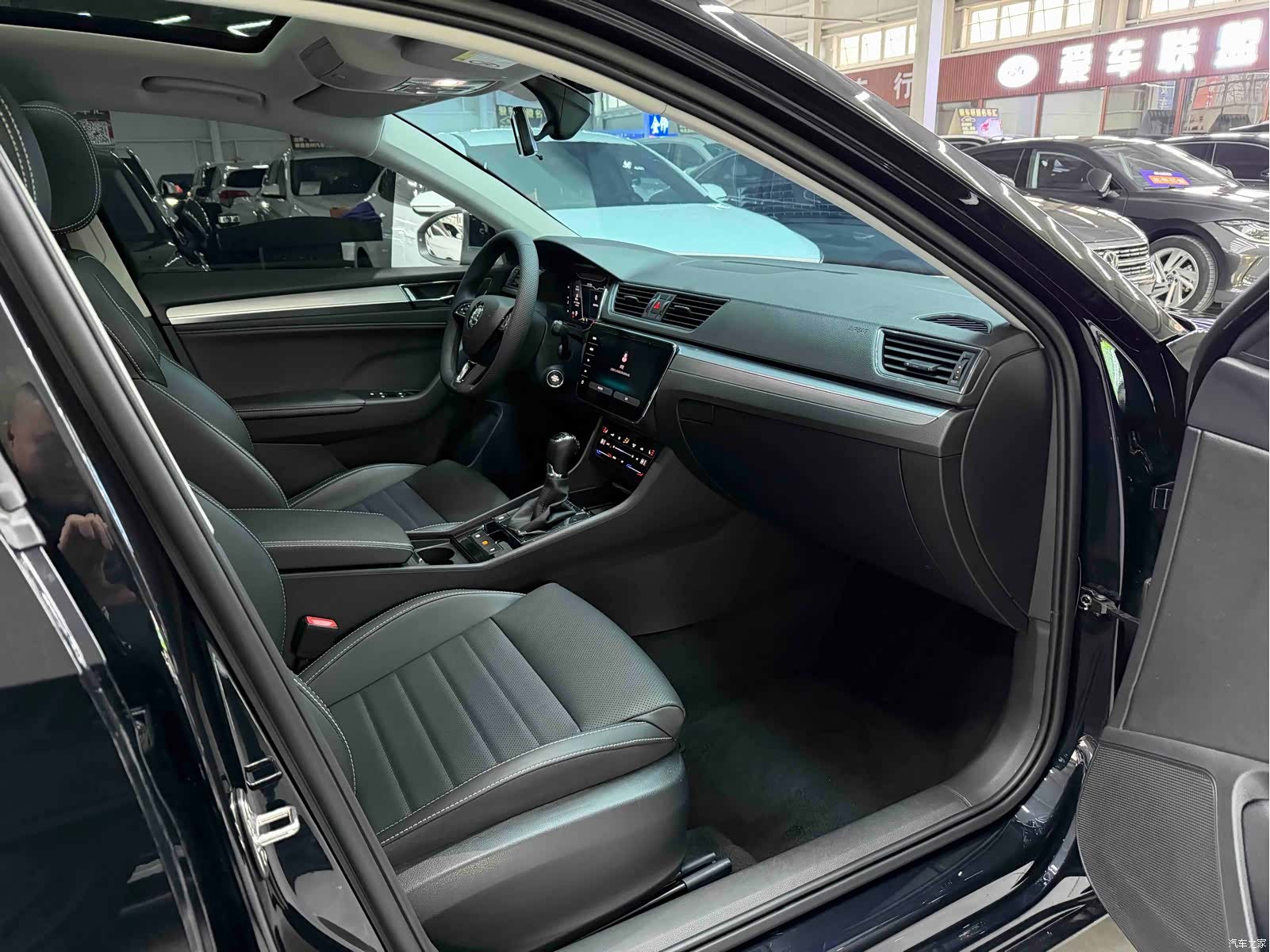 Skoda Superb, 2022 17