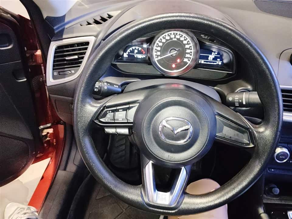 Mazda 3 Angkesaila Mazda 3 Angkesaila