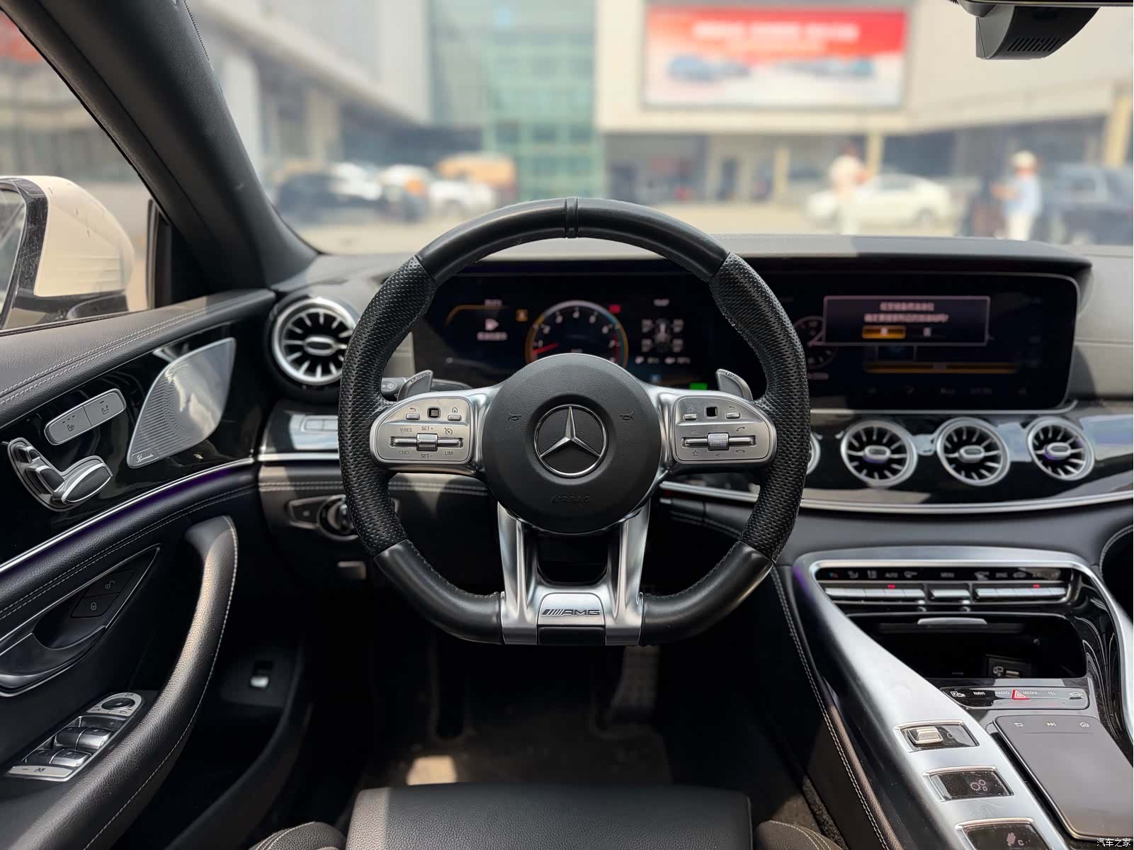 MG AMG, 2019 17