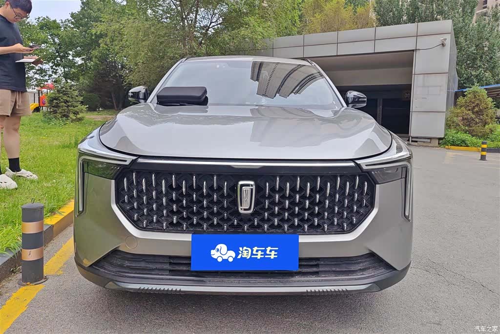 Bestune T55, 2021 2