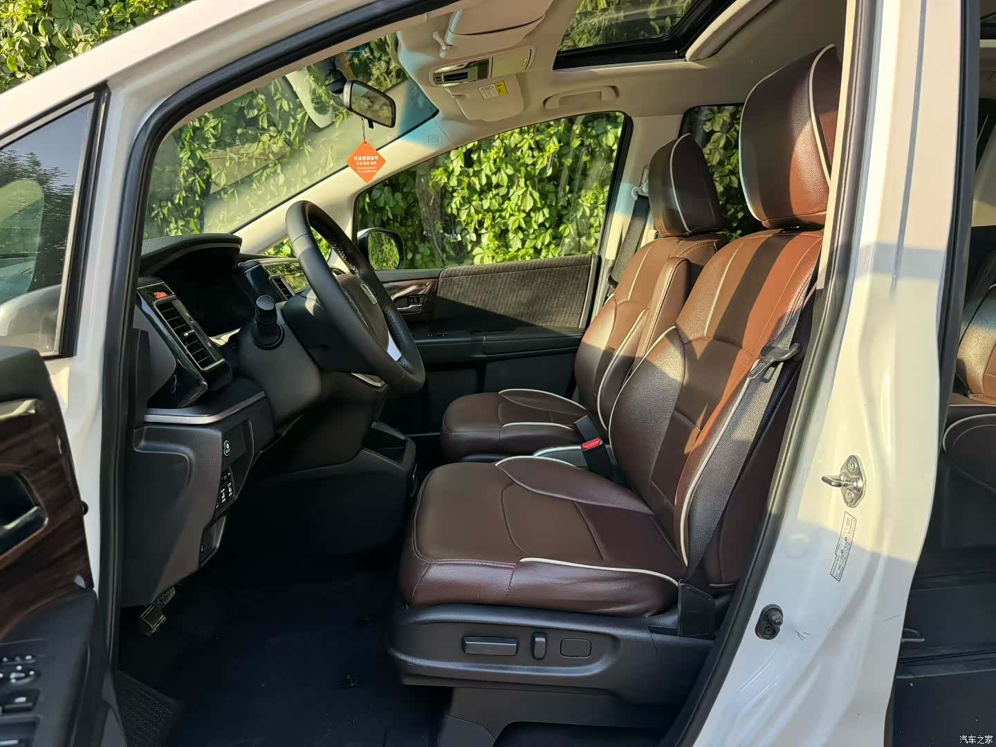 Honda Elysion, 2017 все фото