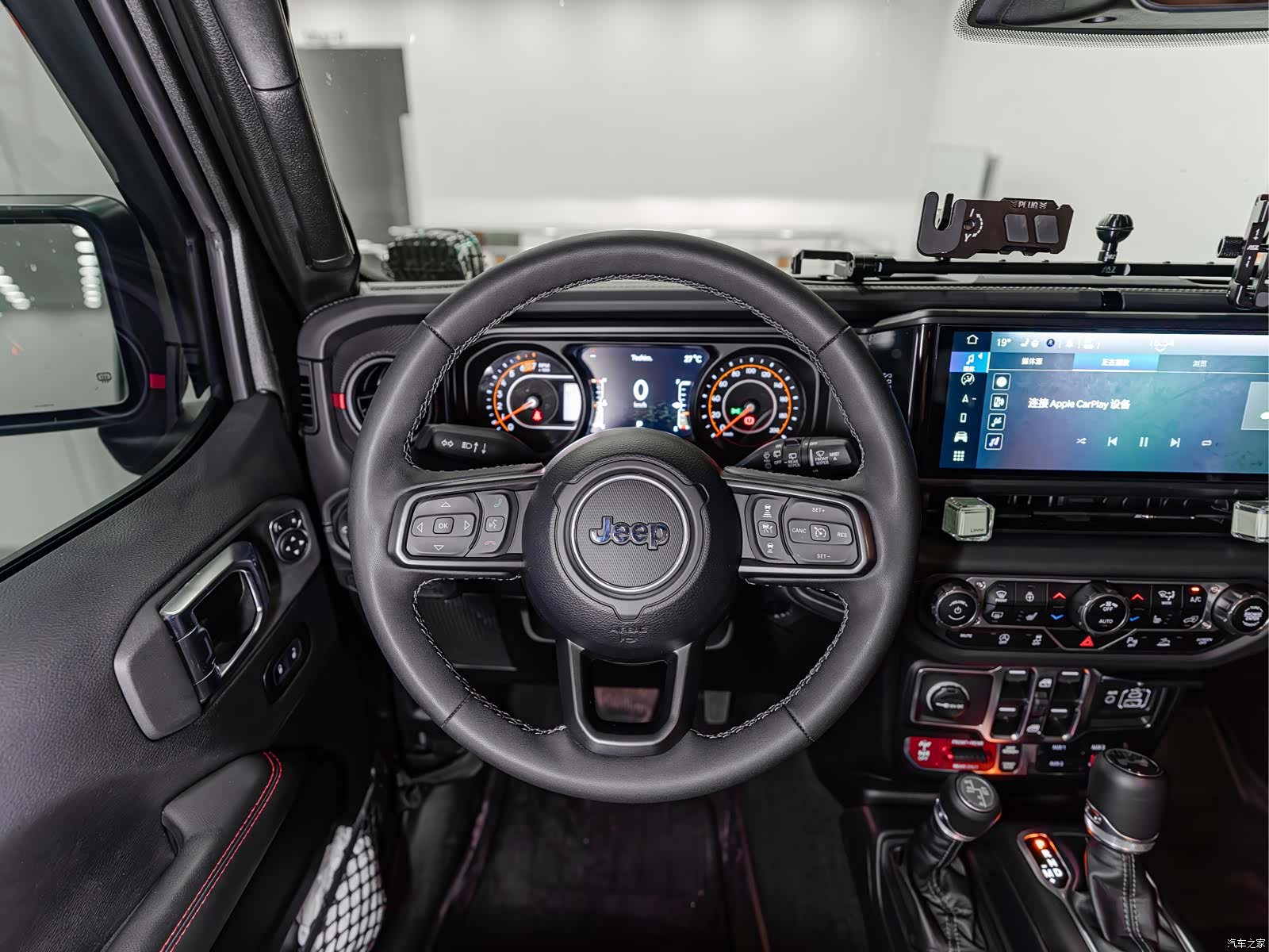 Jeep Wrangler, 2026 9