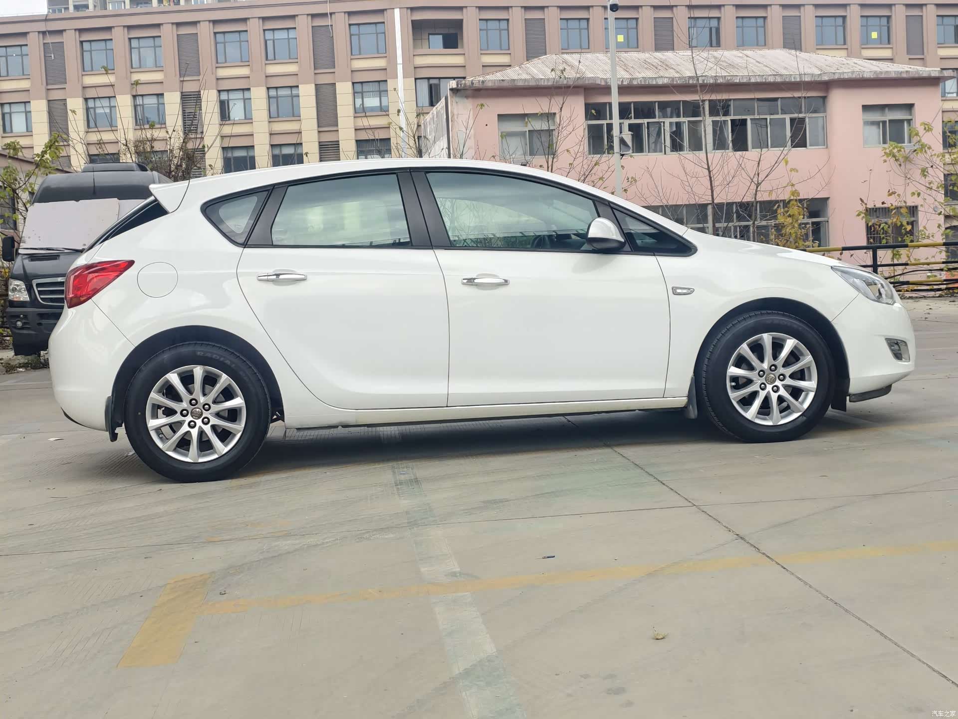Buick XT, 2014 4