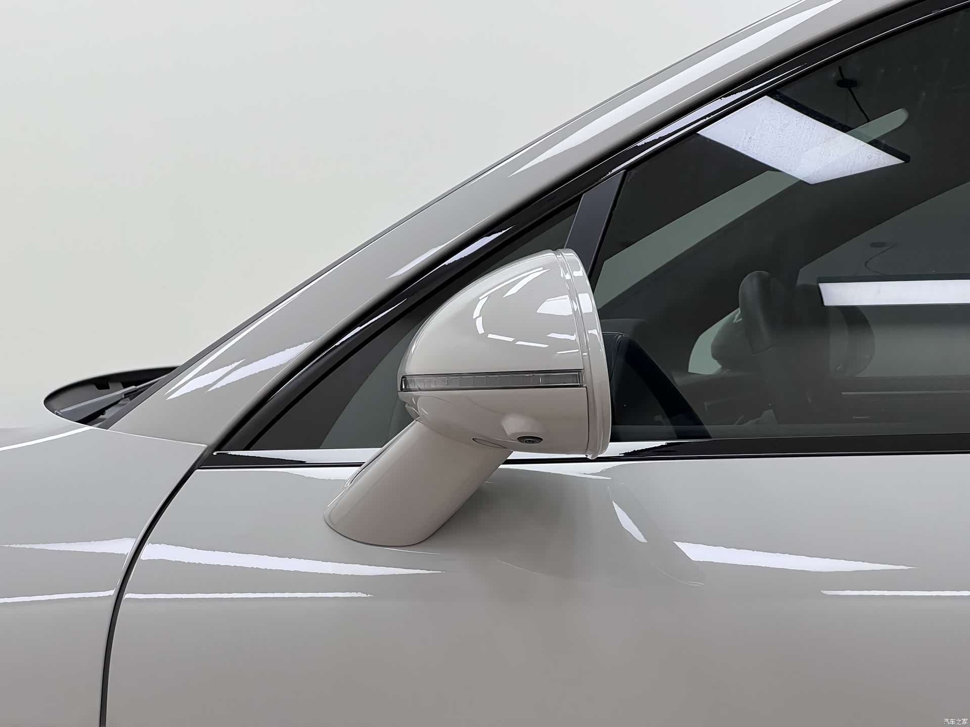Porsche Macan, 2024 11