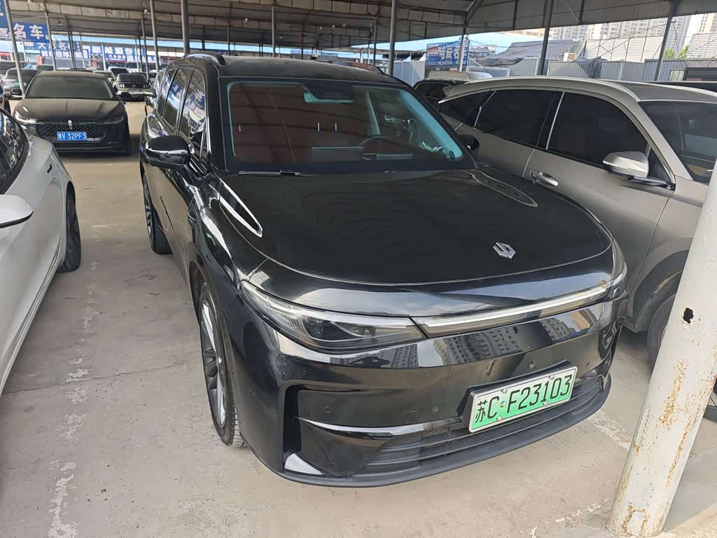 Leapmotor C16