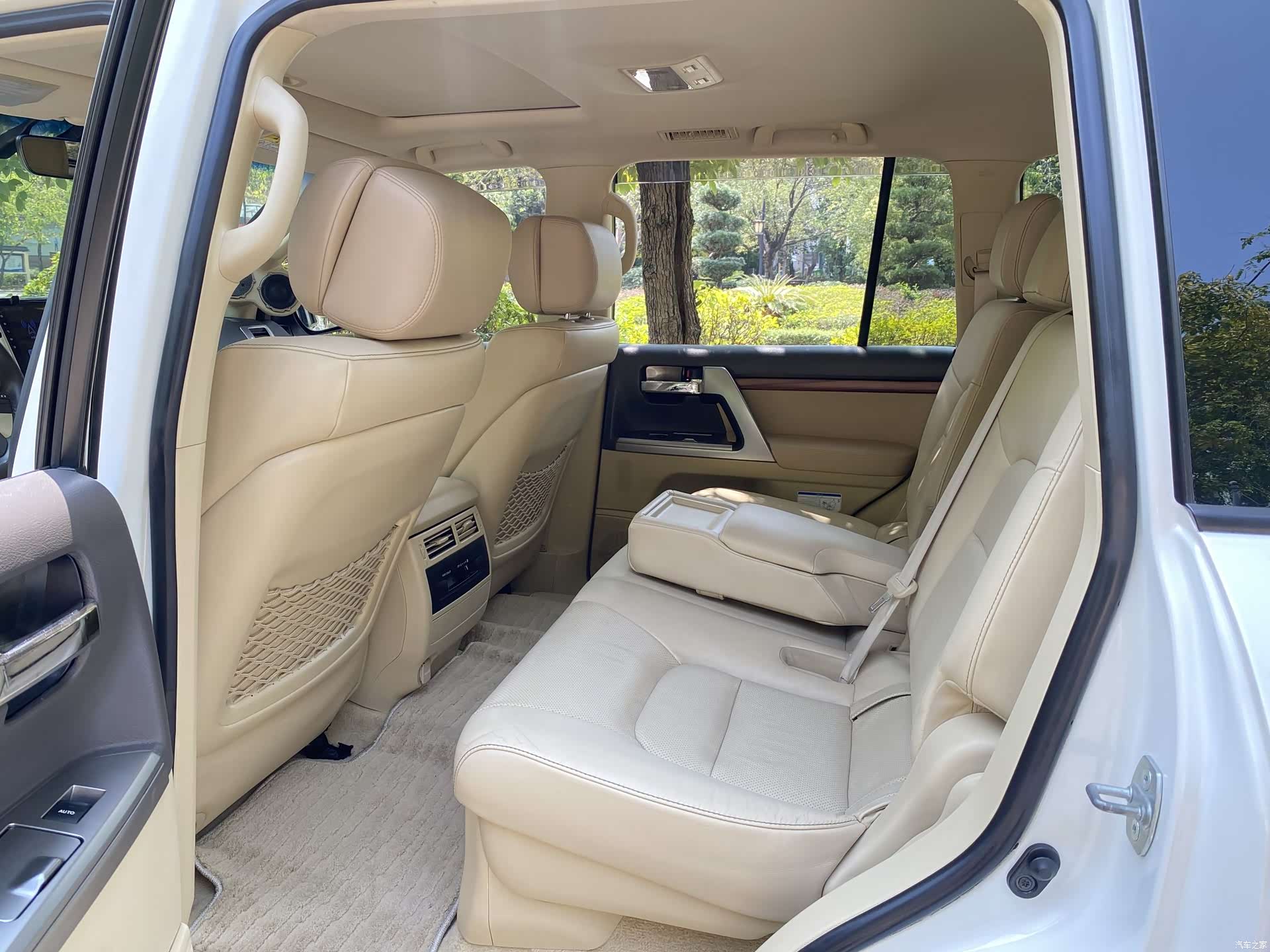 Toyota Land Cruiser, 2017 все фото