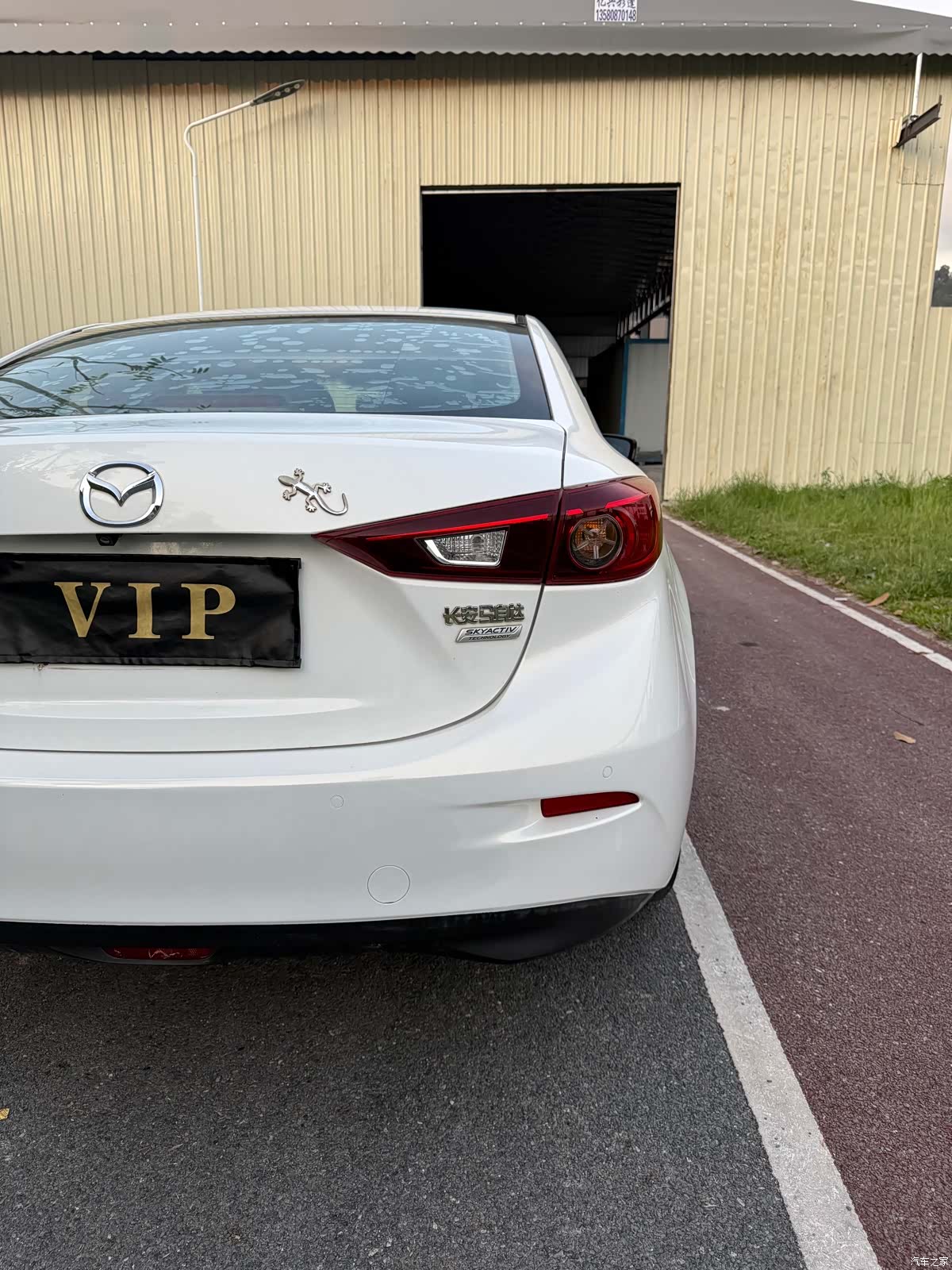 Mazda Mazda3, 2016 12