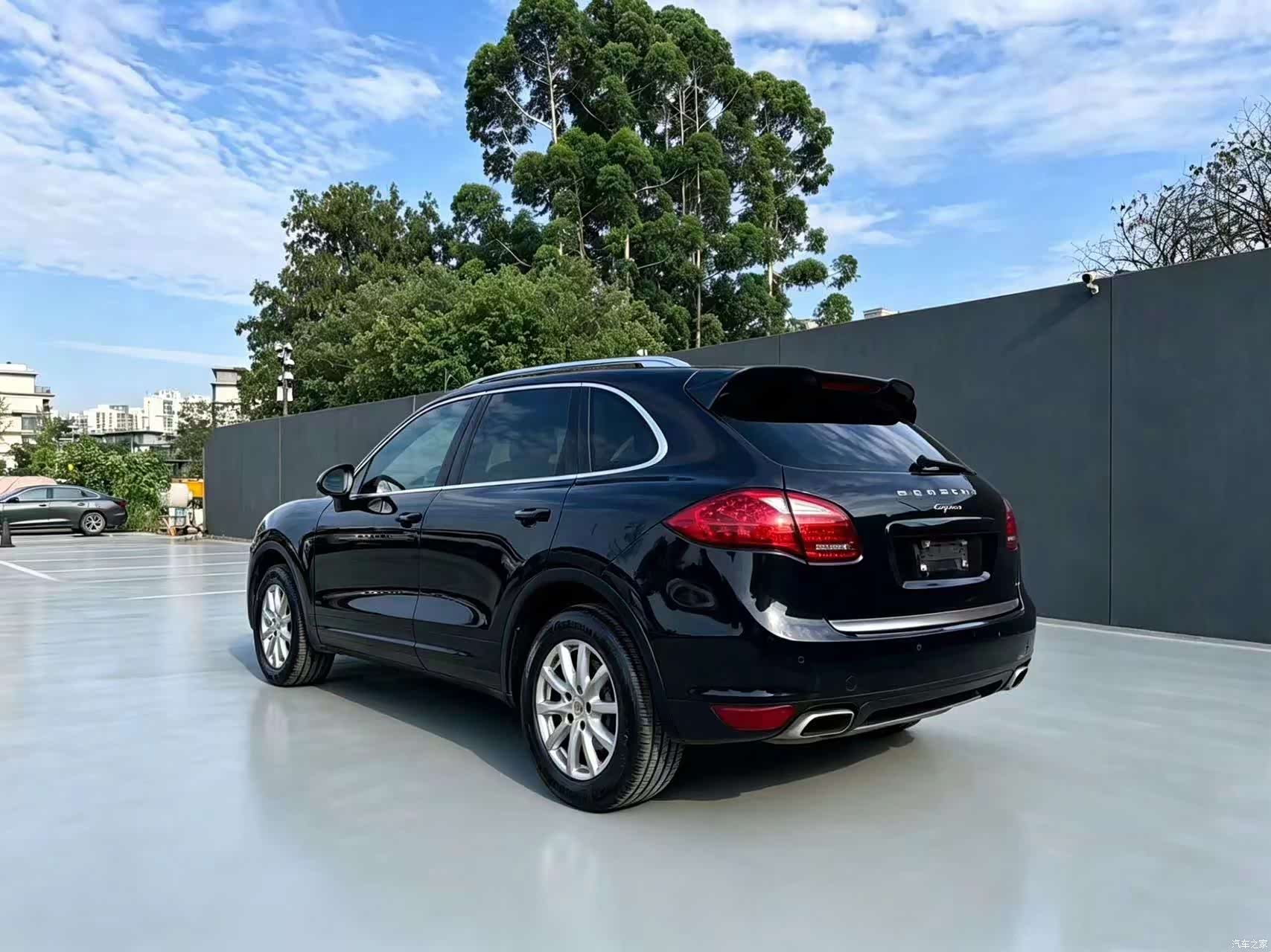 Porsche Cayenne, 2012 6