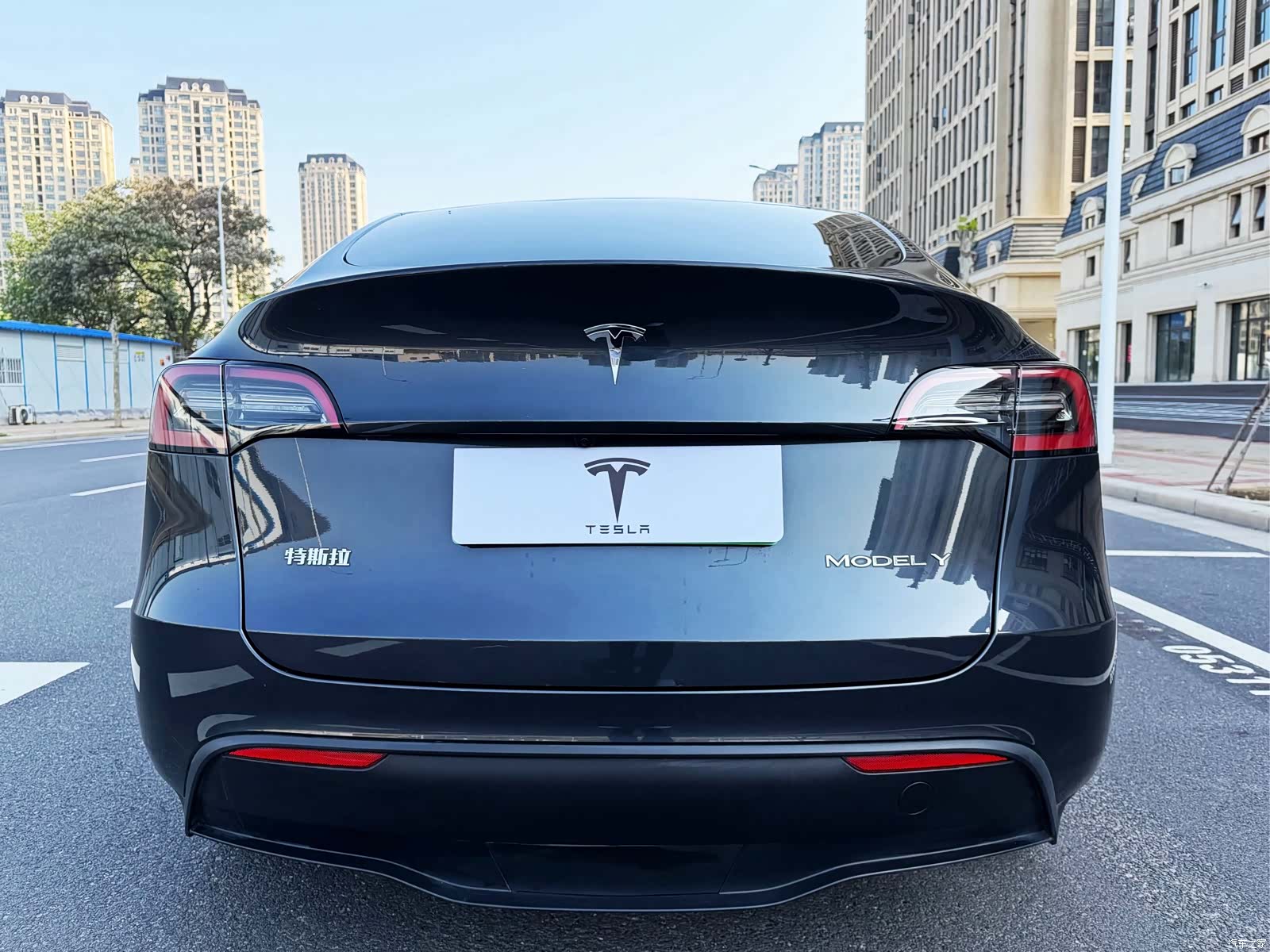 Tesla Model Y, 2024 21