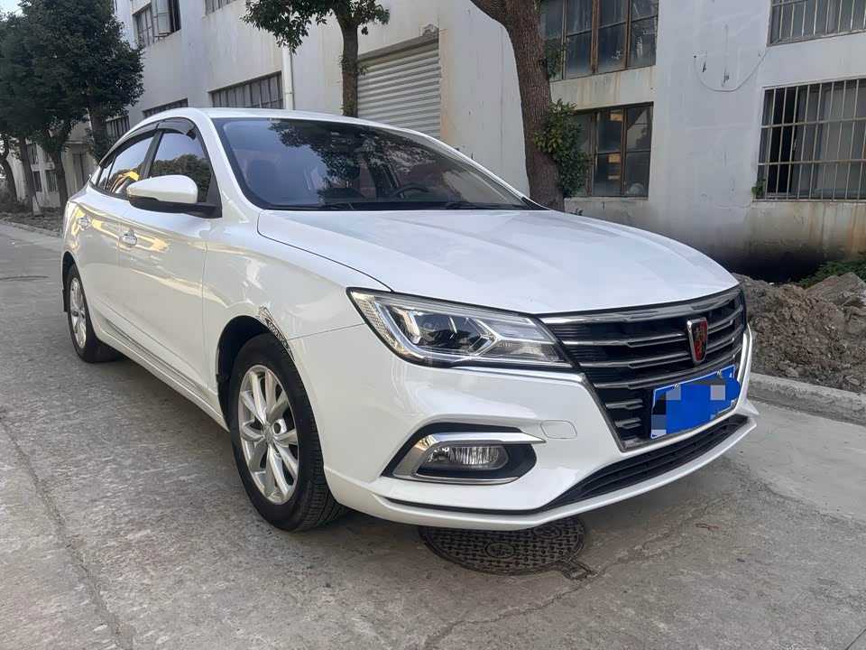 Roewe i5
