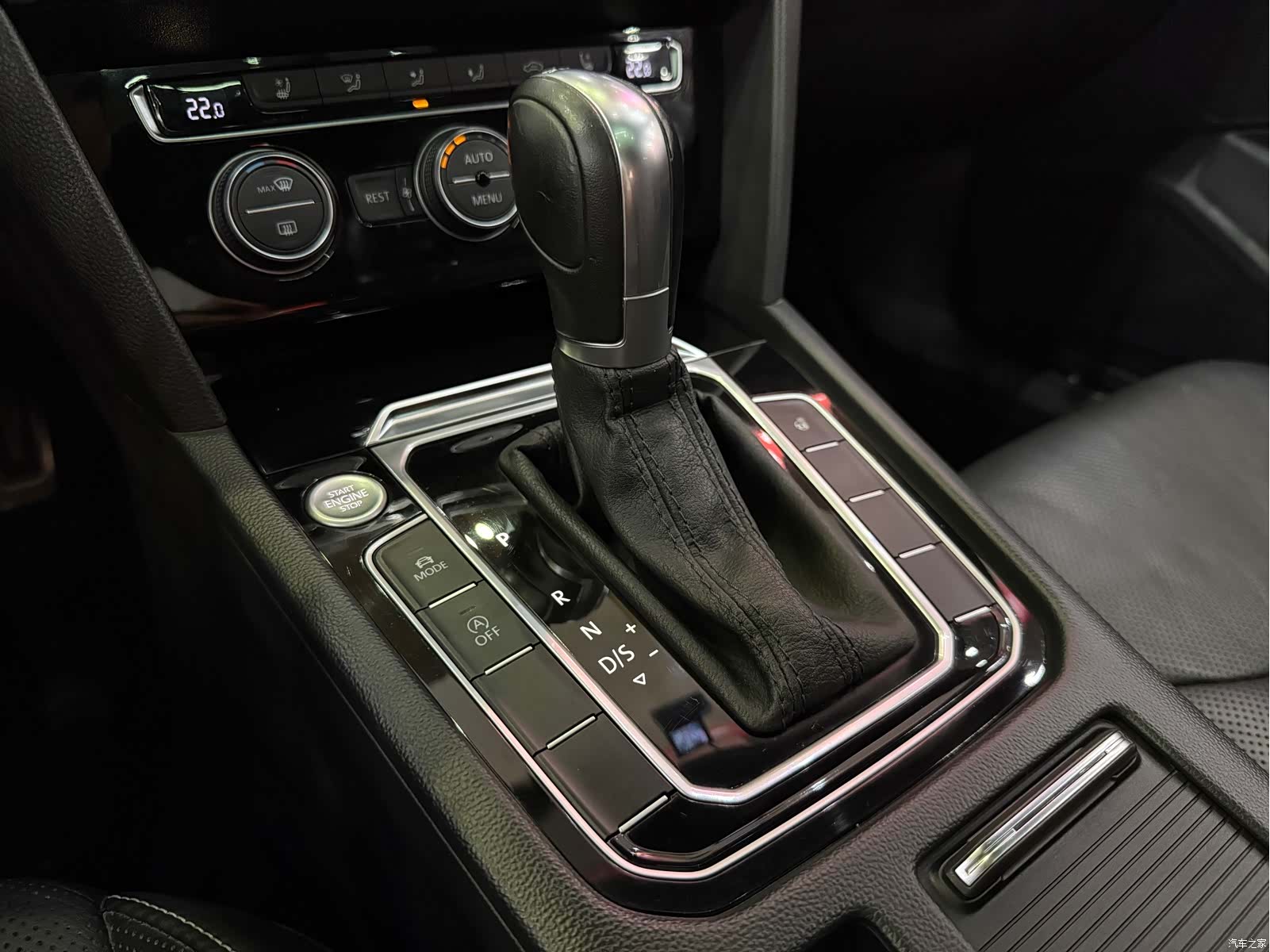 Volkswagen CC, 2019 10