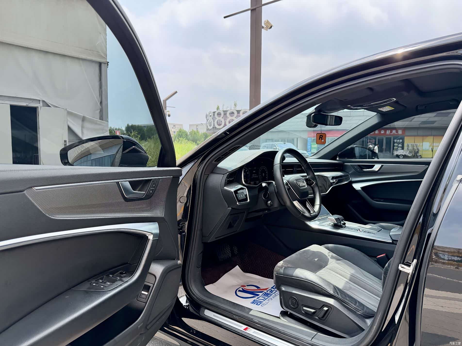 Audi A6L, 2020 8