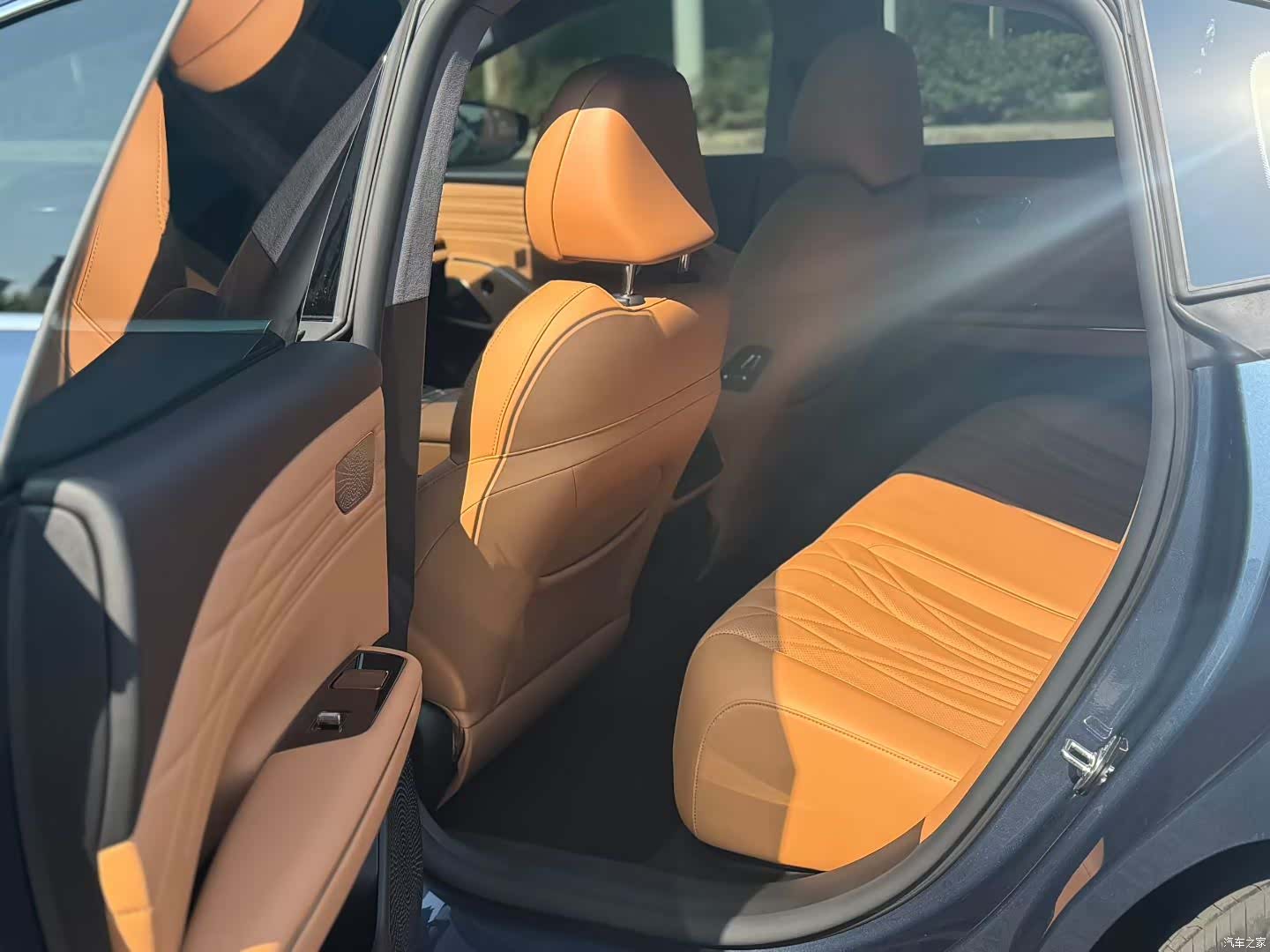 Geely 8, 2025 6