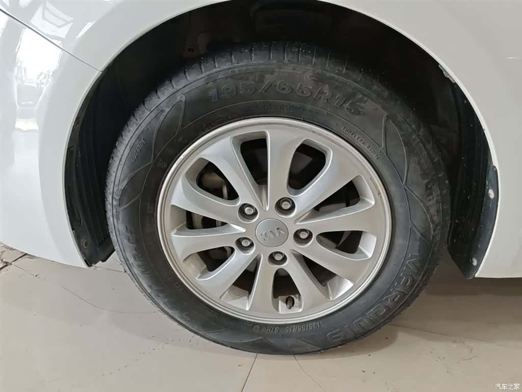 Kia K3, 2017 23
