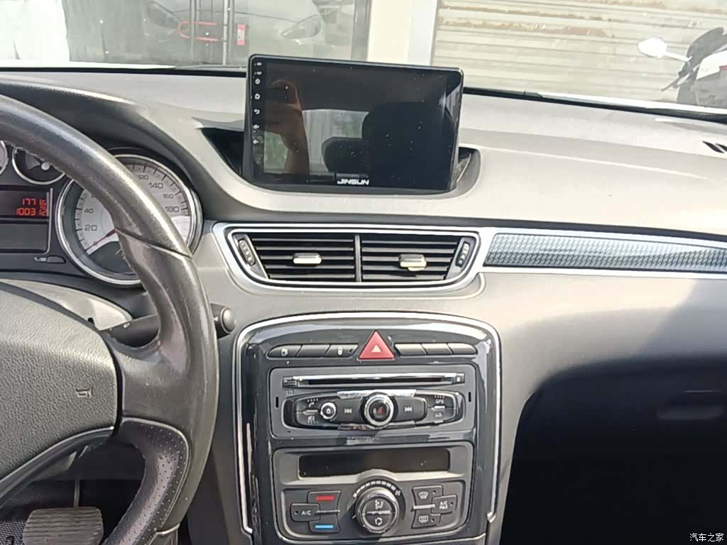 Peugeot 308, 2016 13