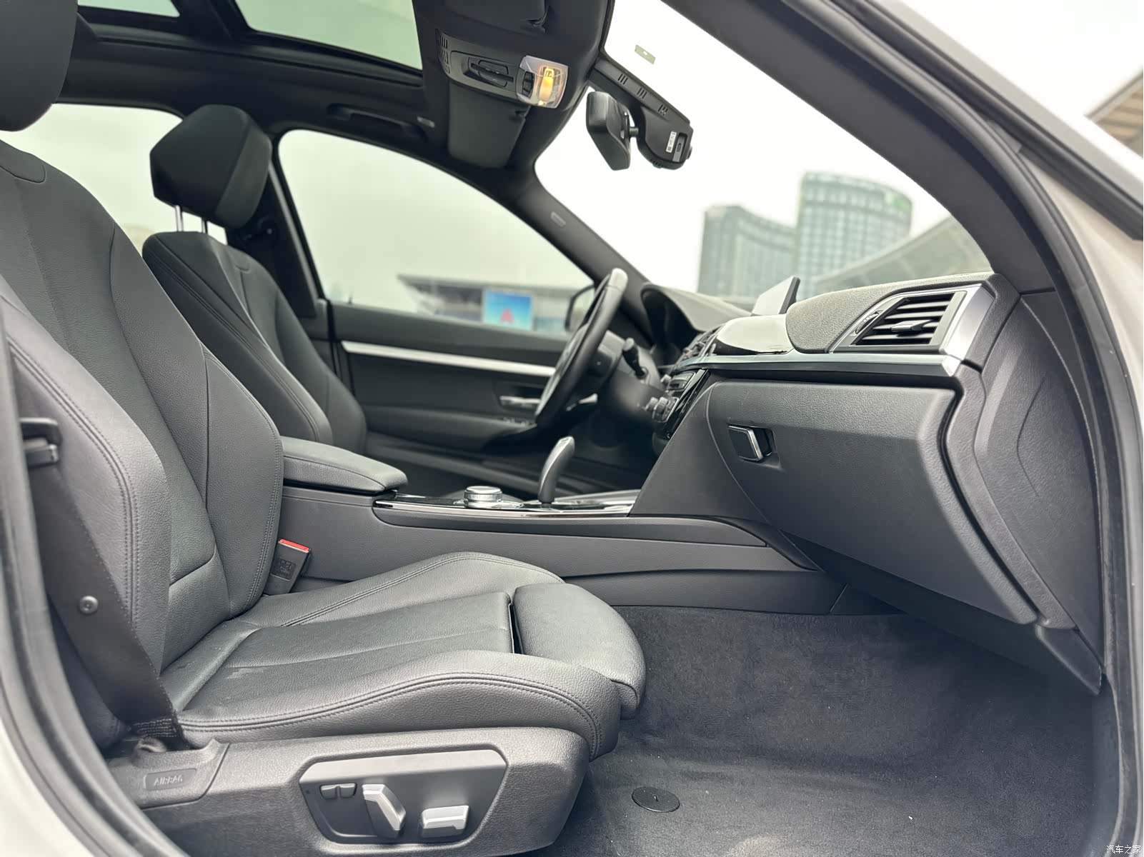 BMW 3 Series, 2021 9