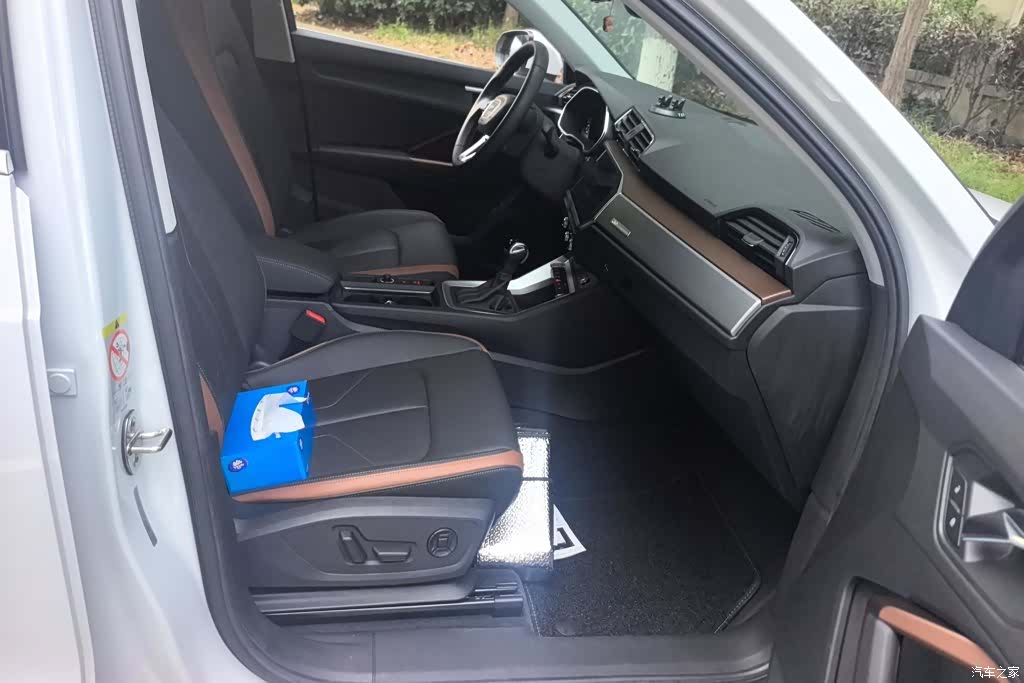 Audi Q3, 2021 8