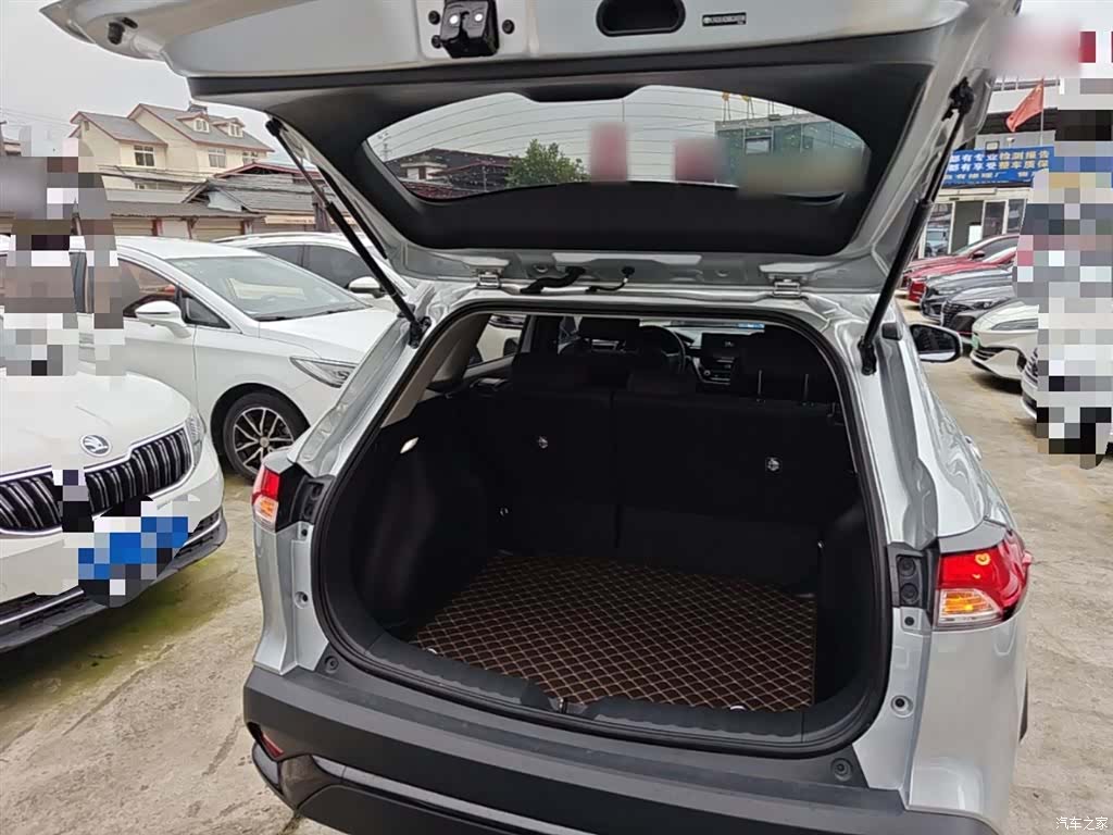 Toyota Frontlander, 2024 19