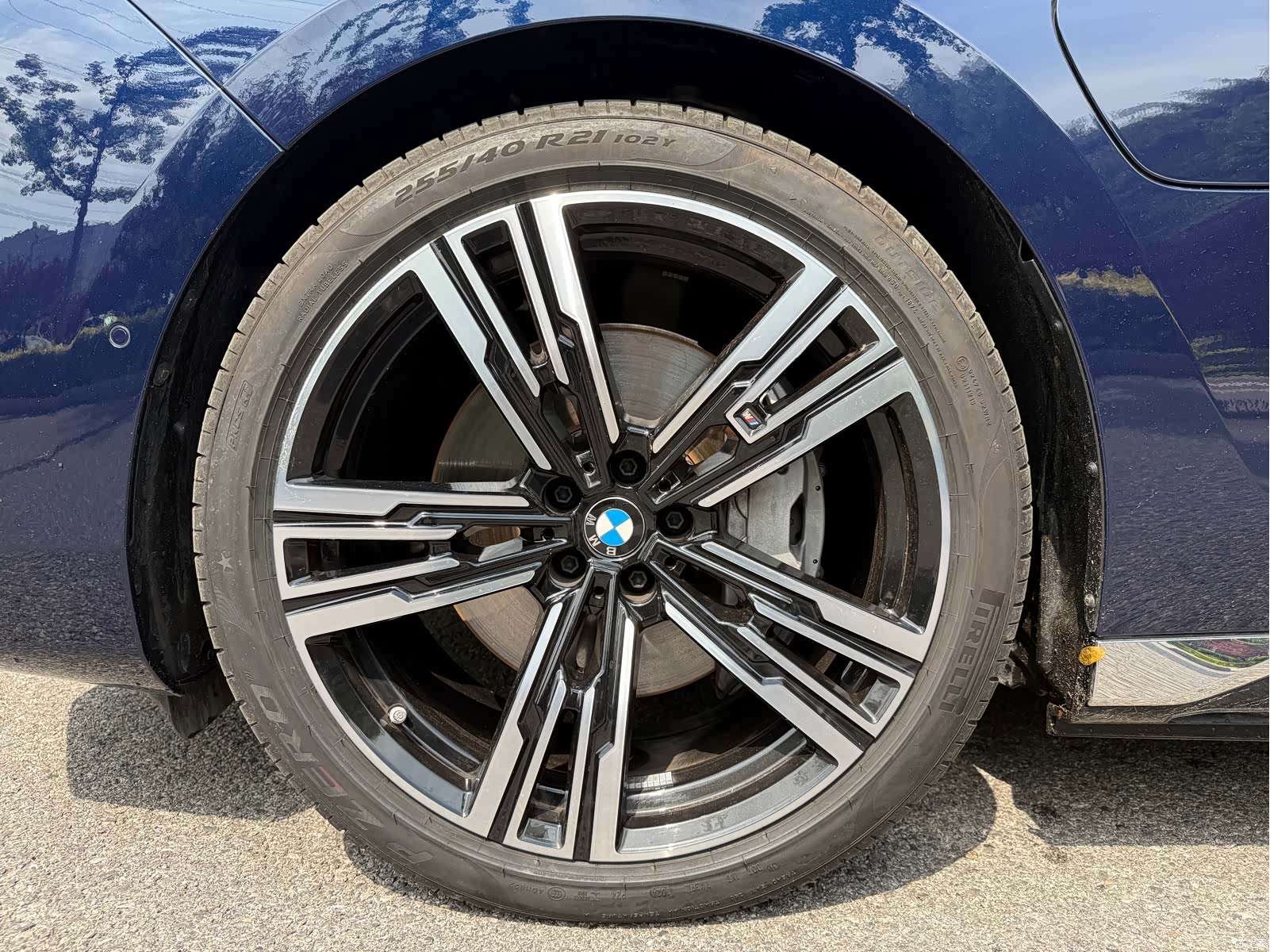 BMW i7, 2025 13