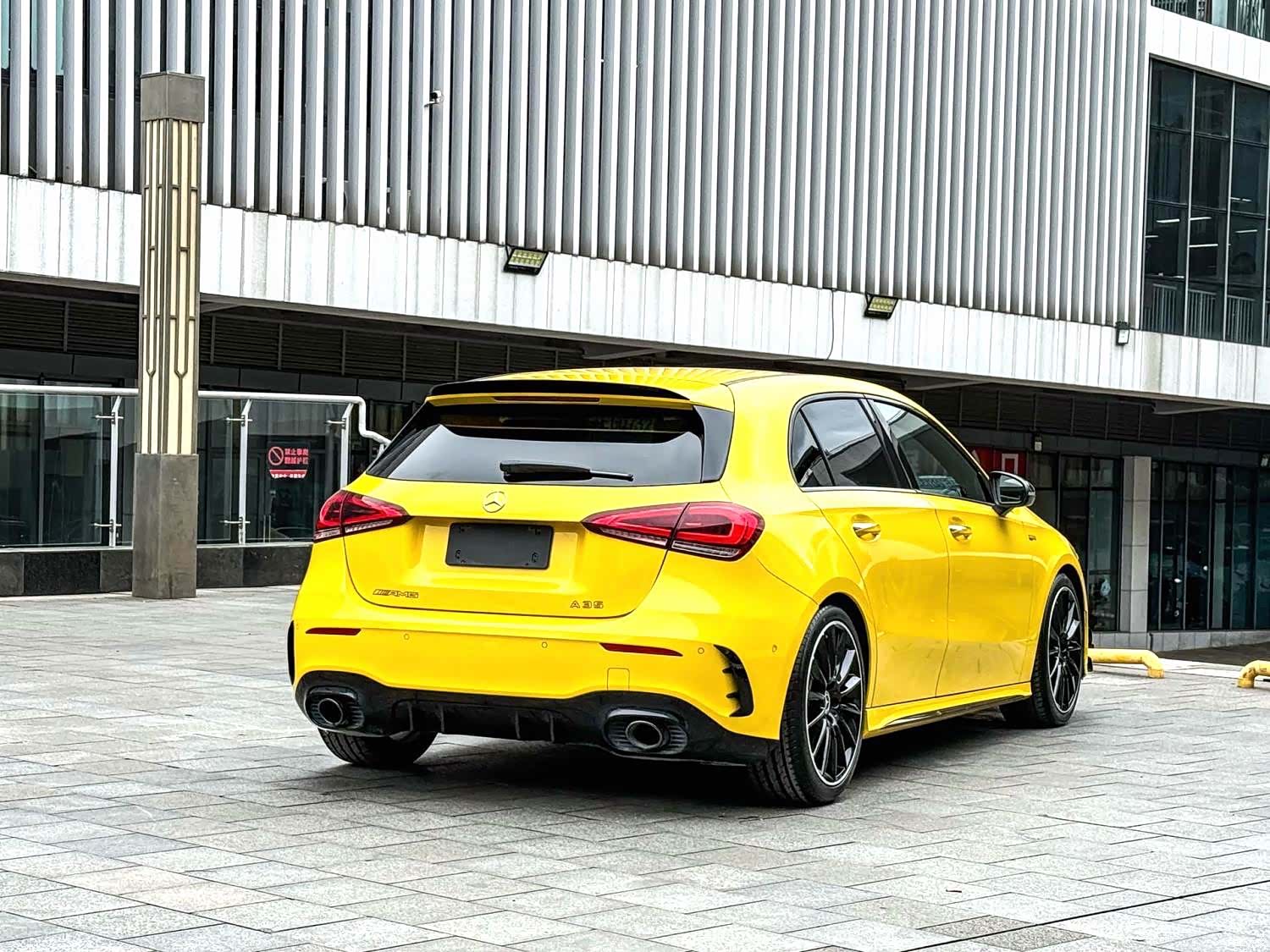 Mercedes-Benz A-Class, 2023 17
