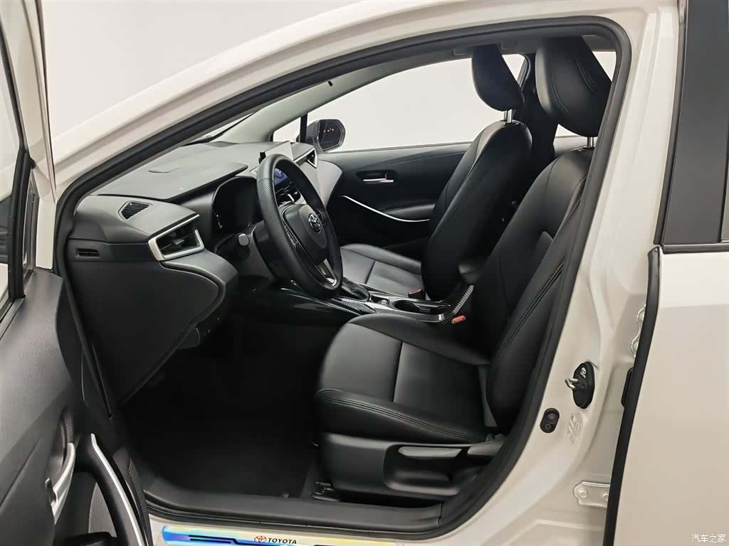 Toyota Corolla, 2023 10