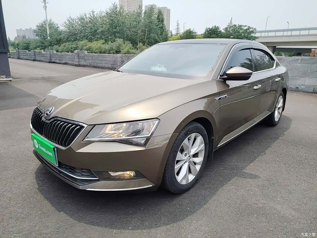 Skoda Superb, 2018 1