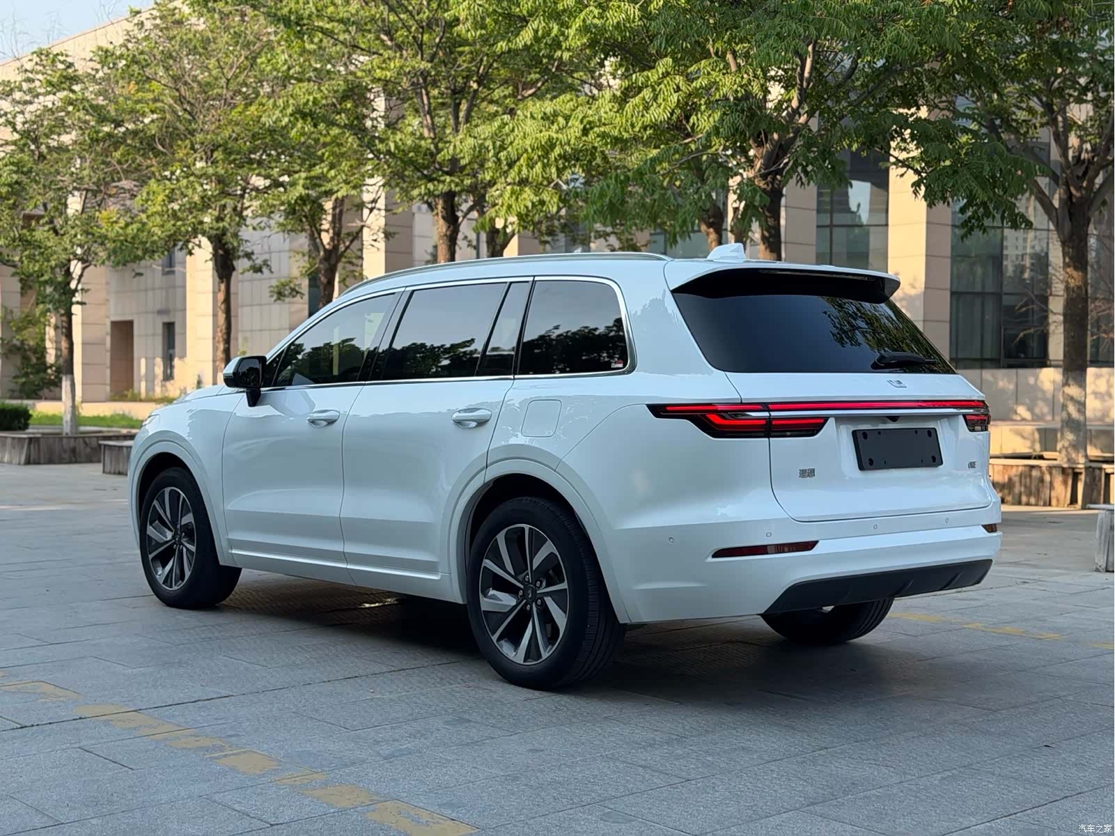 Li Auto ONE, 2022 6