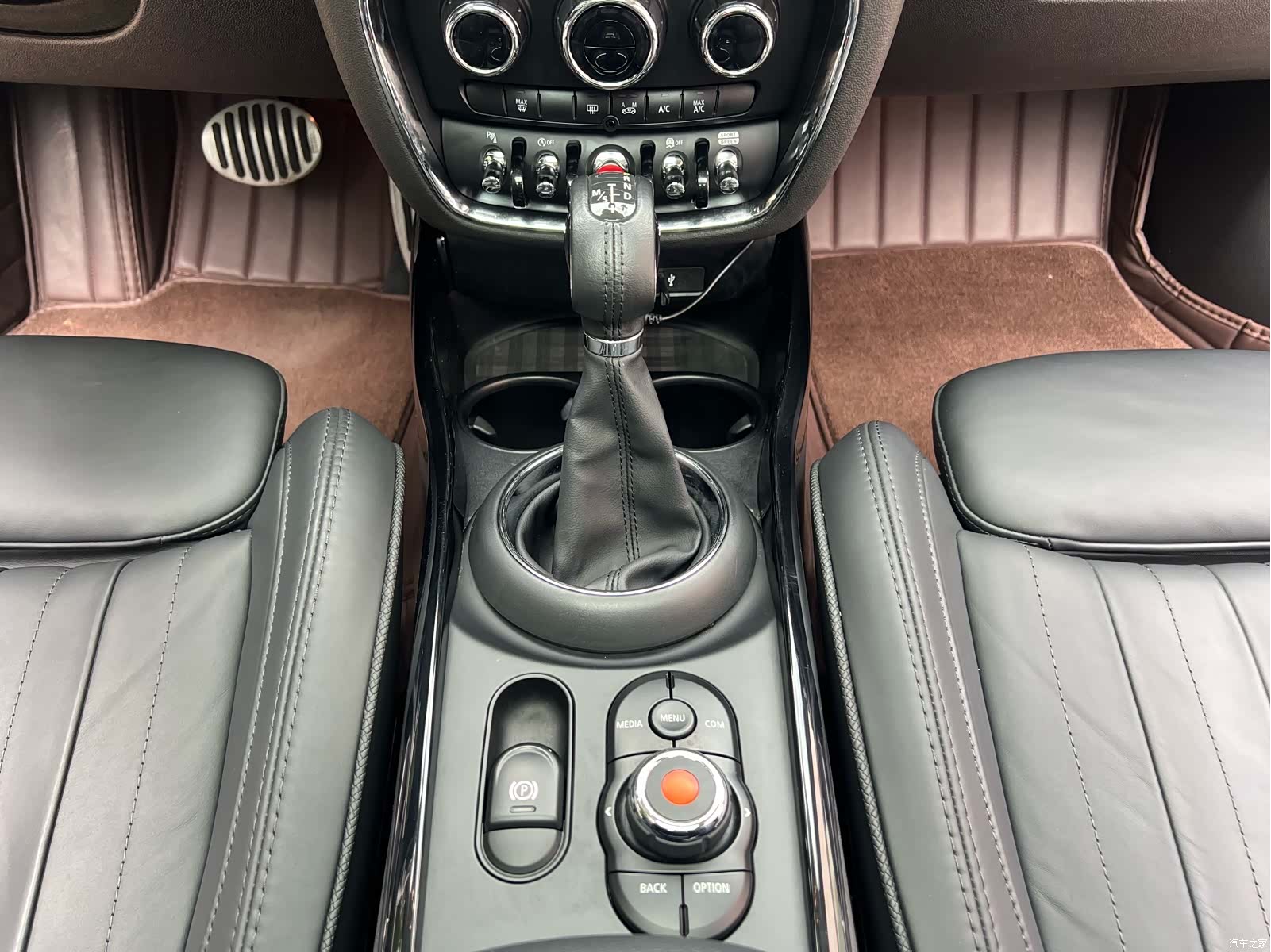 Mini Clubman, 2019 12