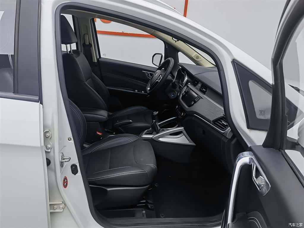Geely X3, 2019 23