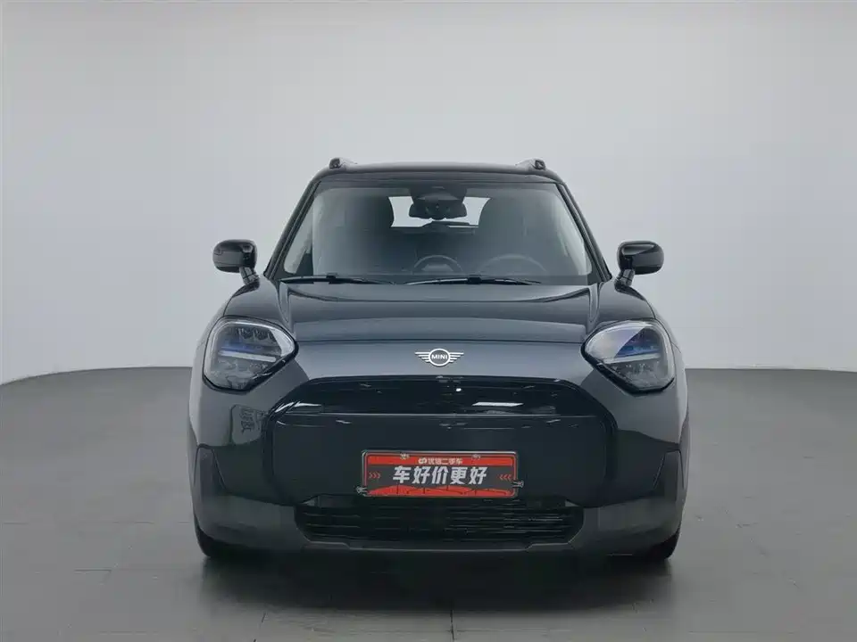 MINI Electric ACEMAN