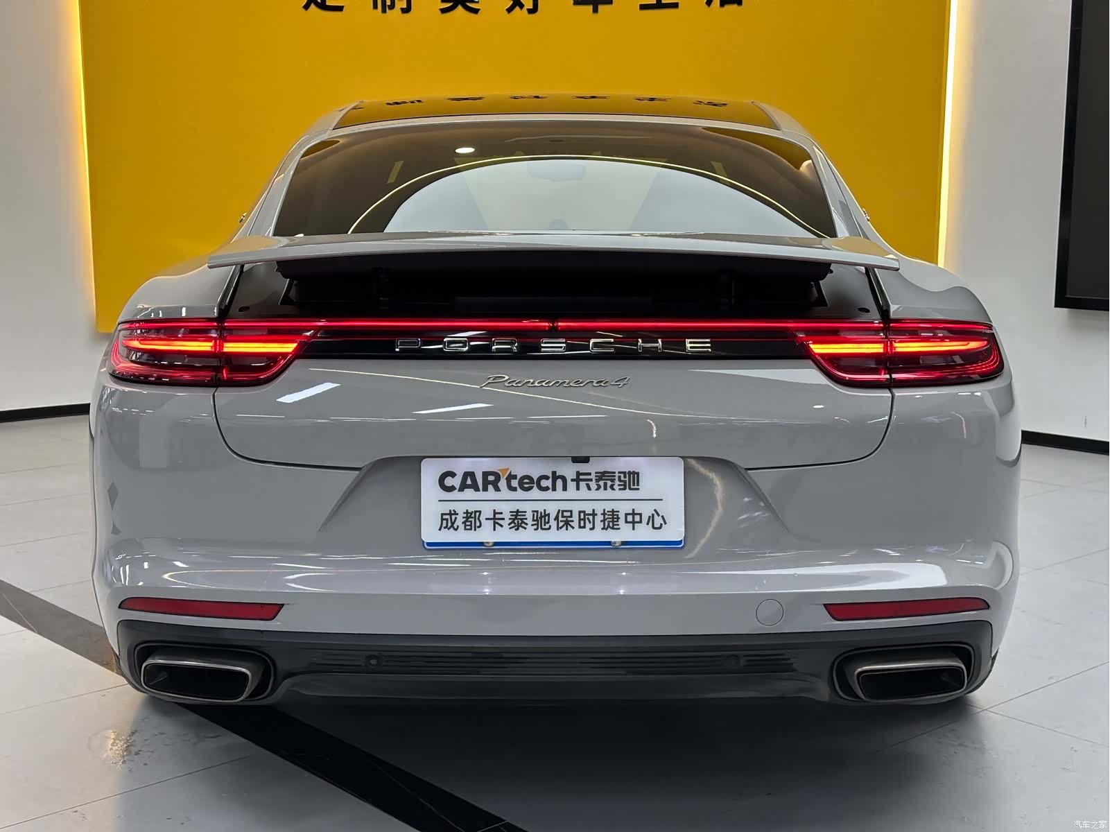 Porsche Panamera, 2018 все фото