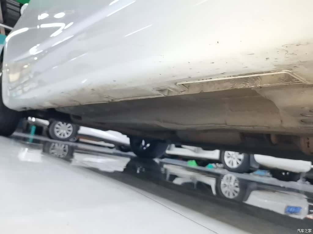 Geely Emgrand, 2021 21