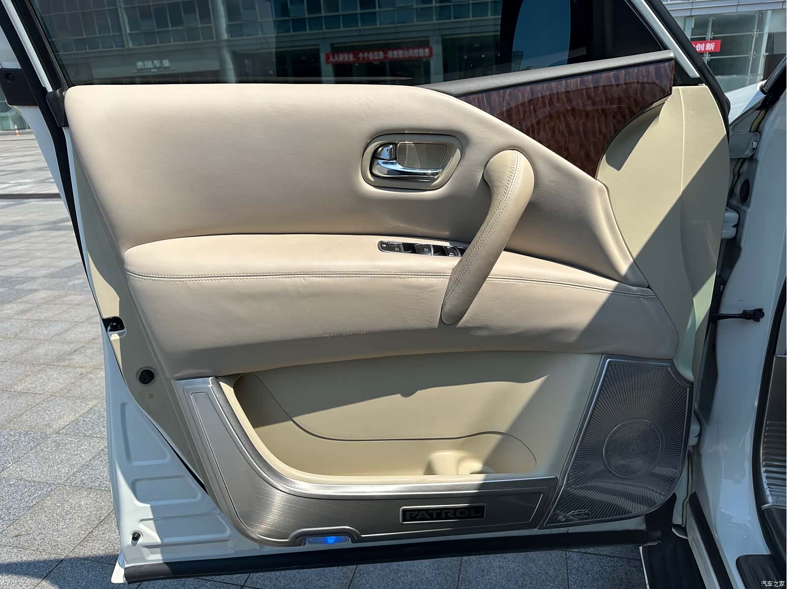 Nissan Patrol, 2018 10