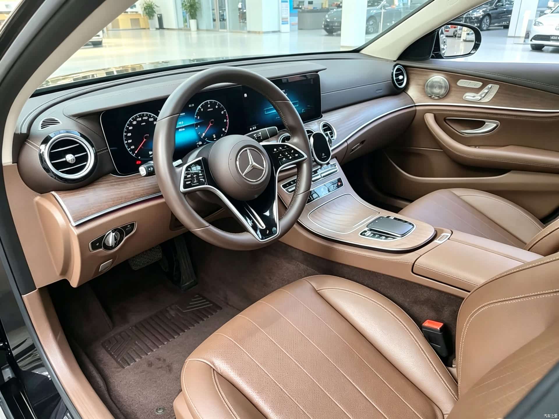 Mercedes-Benz E-Class, 2021 10