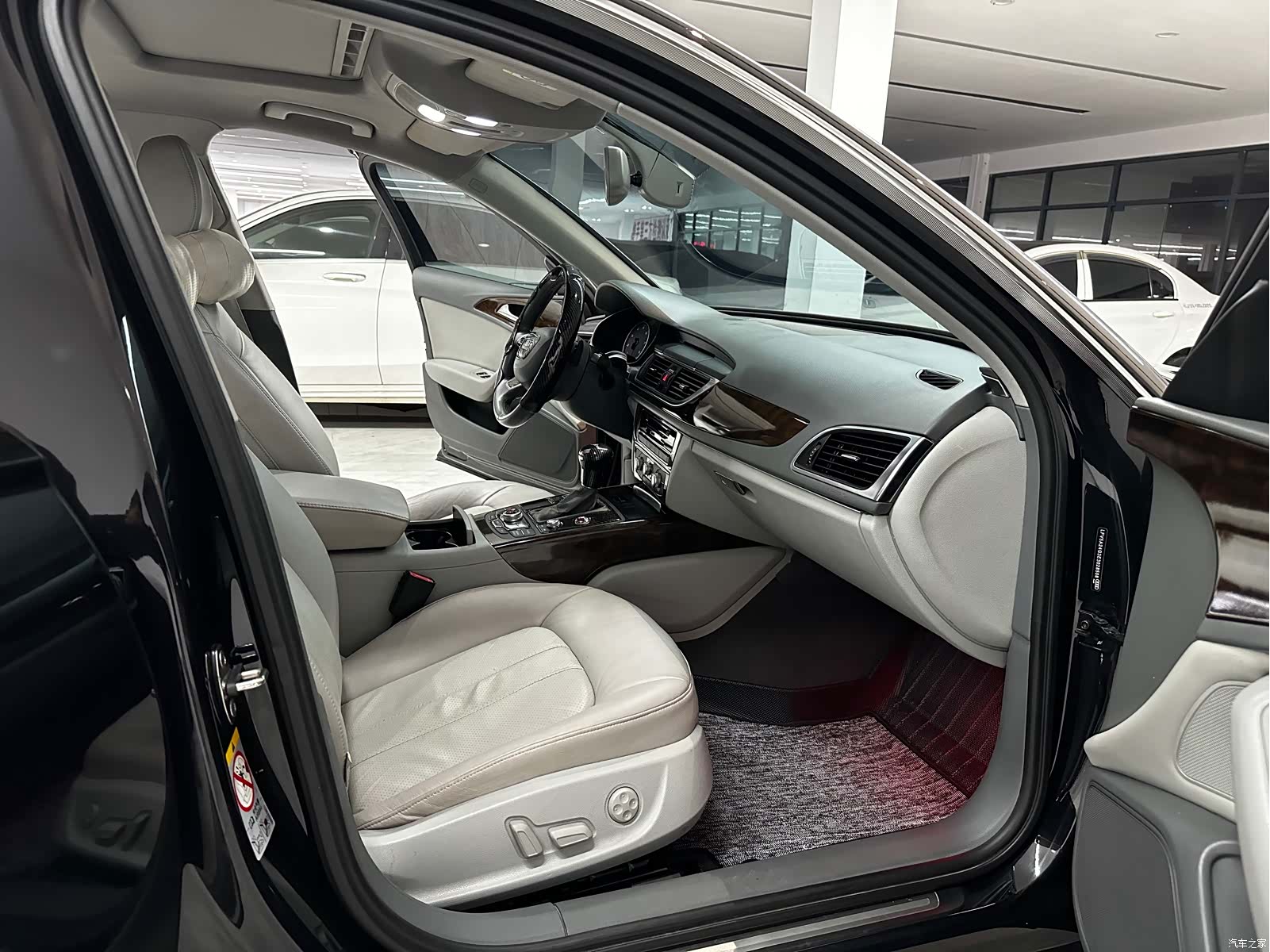 Audi A6L, 2014 9