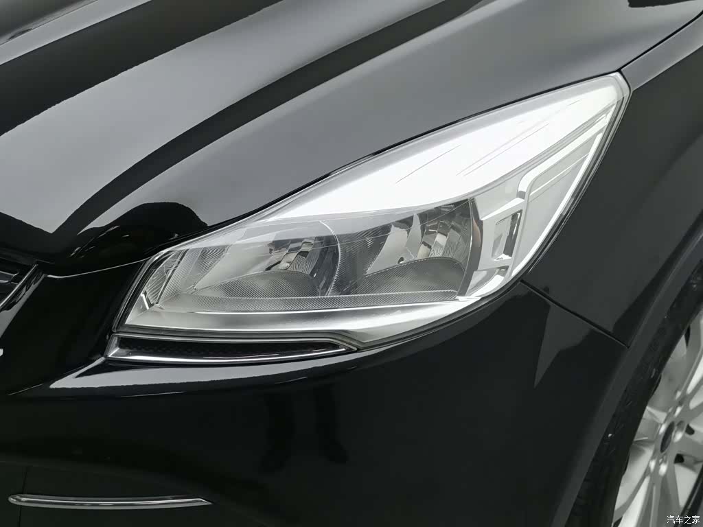 Ford Kuga, 2014 7