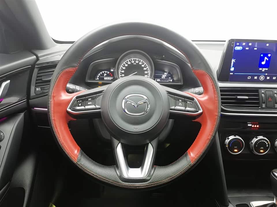 Mazda CX-4