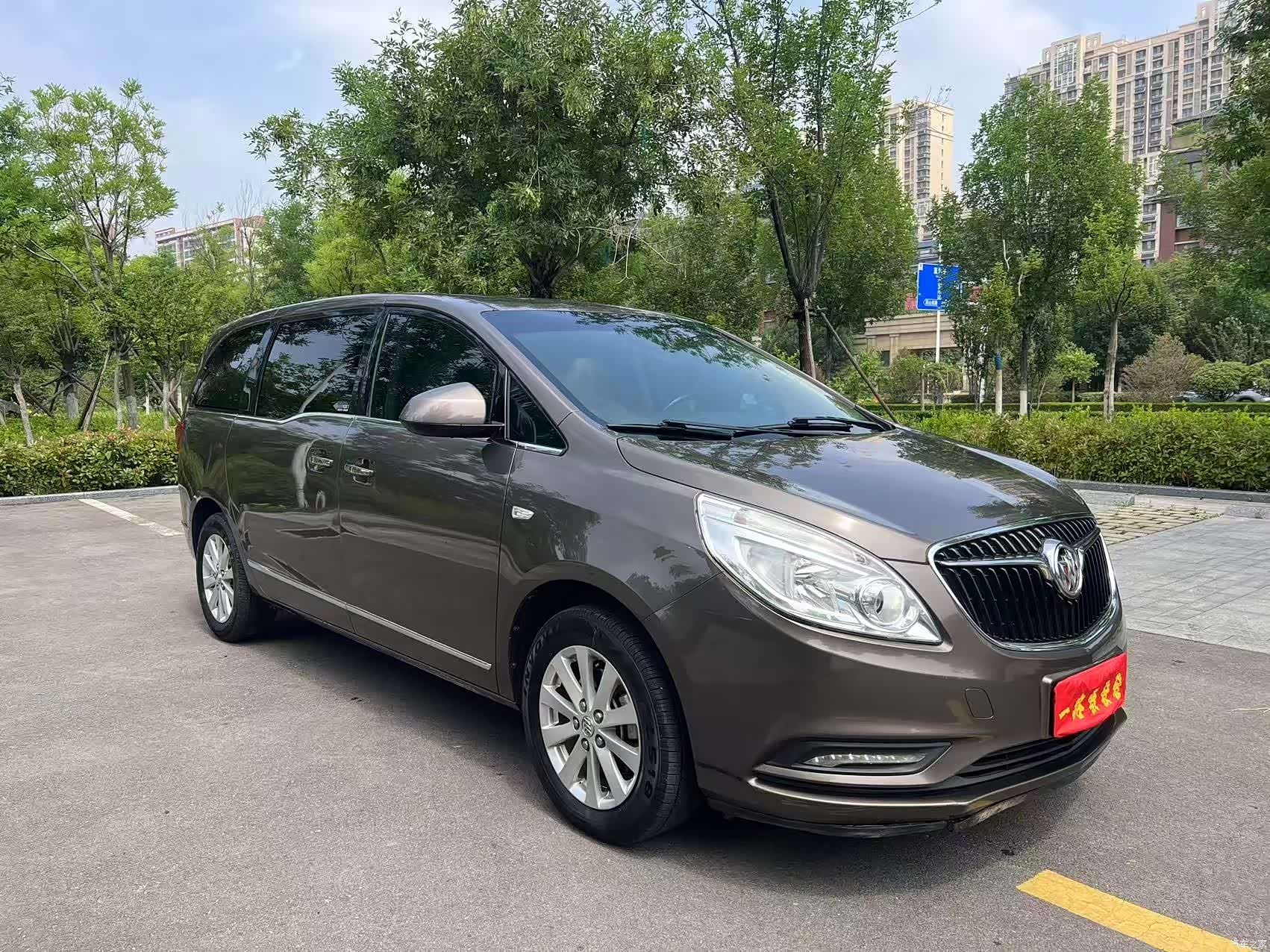 Buick GL8, 2019 3