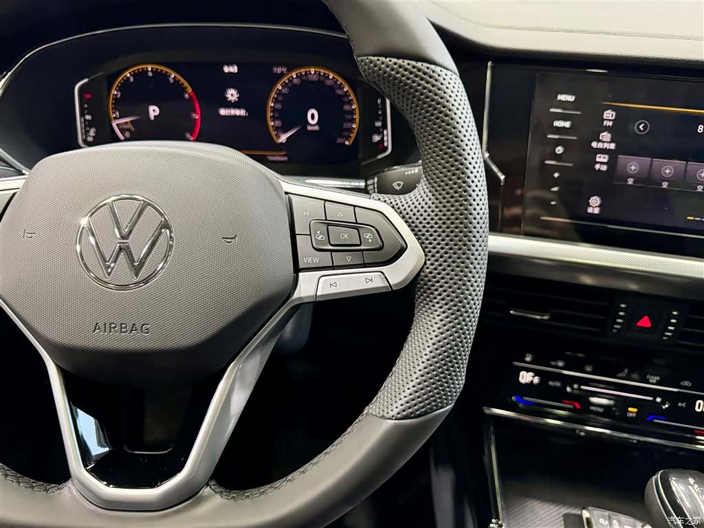 Volkswagen Passat, 2025 24
