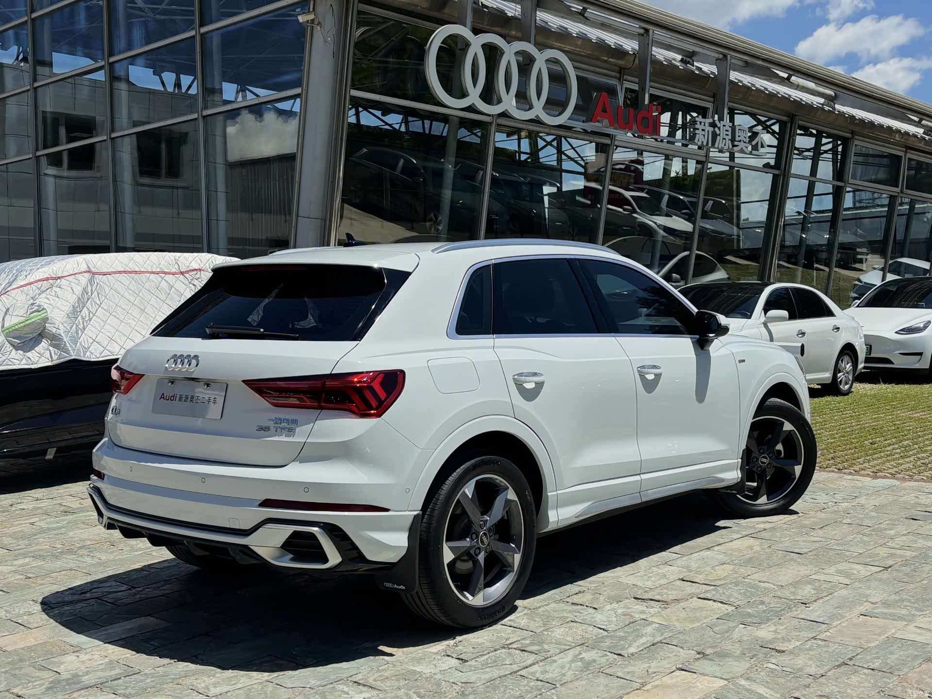 Audi Q3, 2024 8