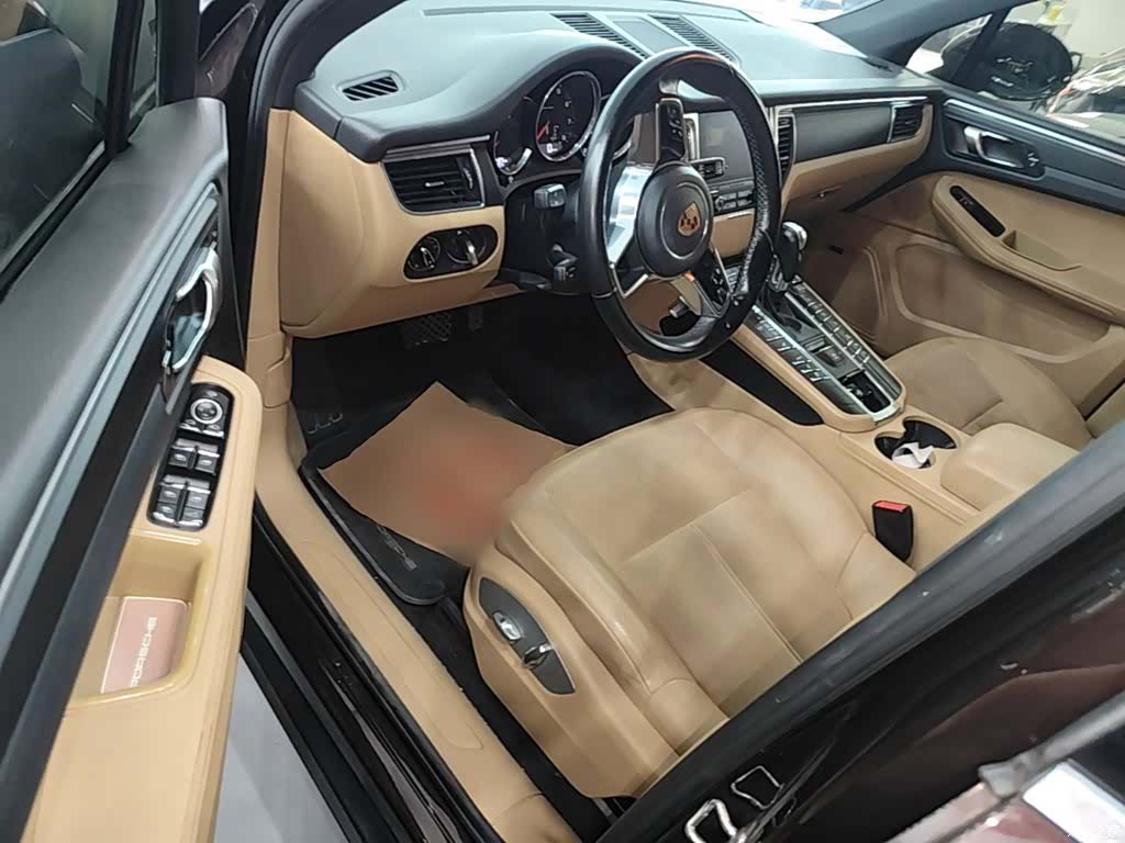 Porsche Macan, 2017 16