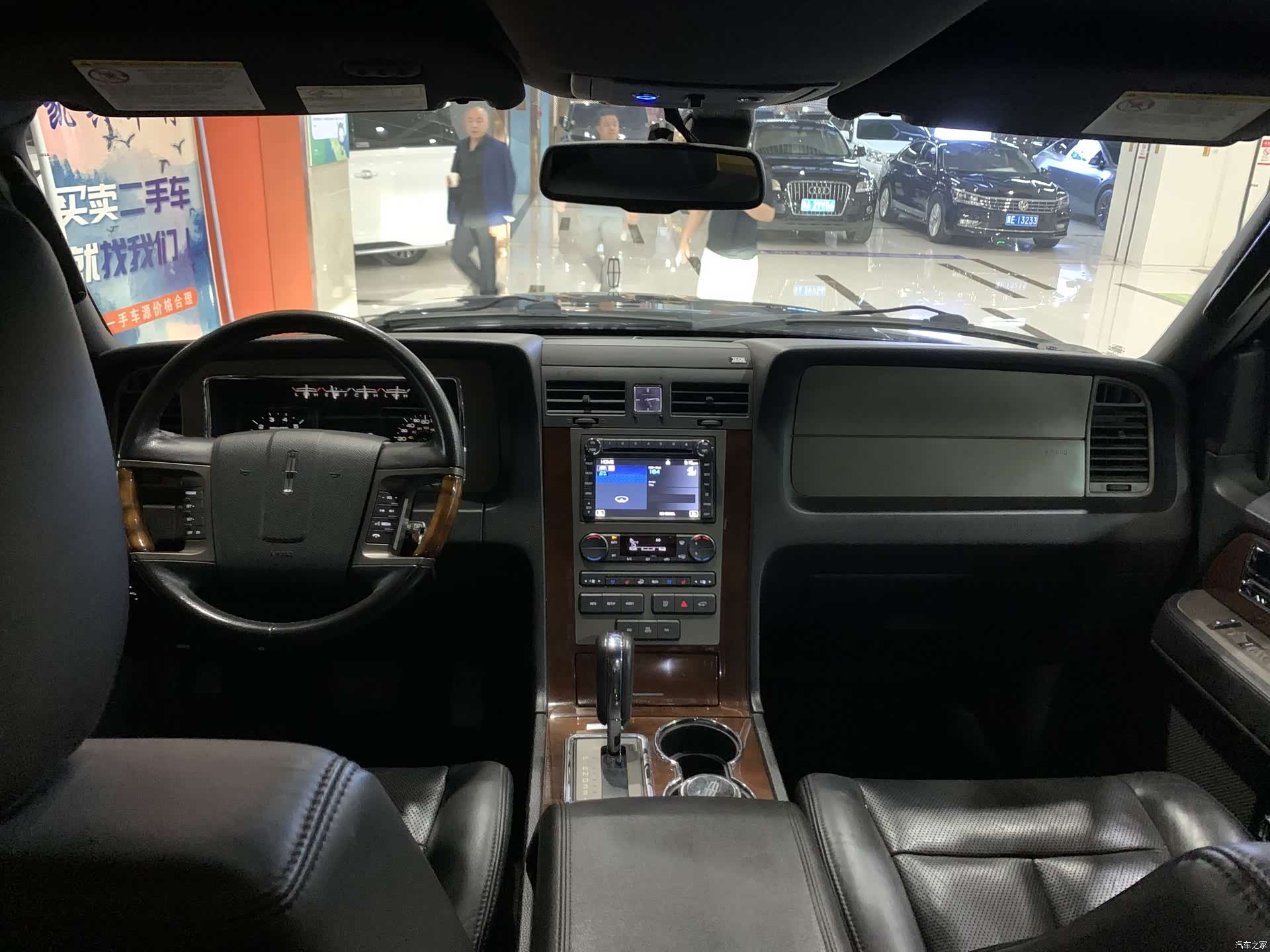 Lincoln Navigator, 2013 8