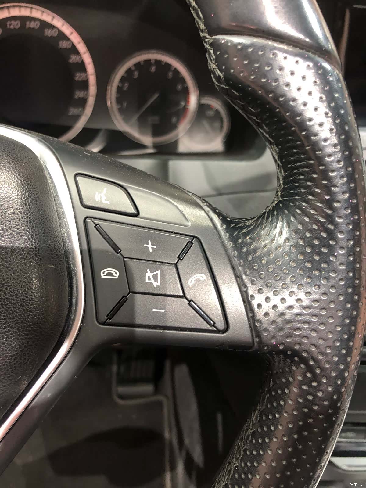 Mercedes-Benz E-Class, 2011 16