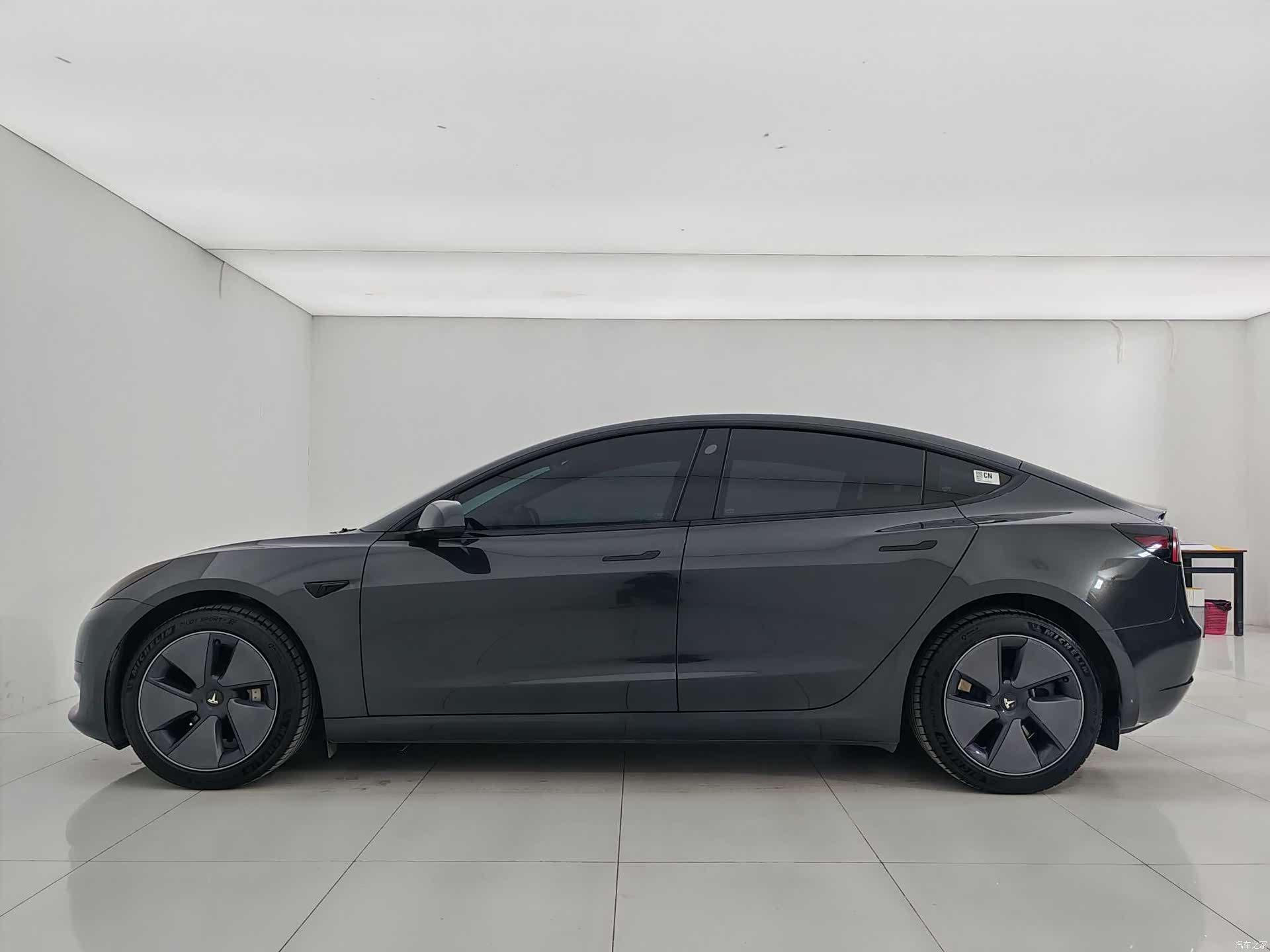 Tesla Model 3, 2023 9