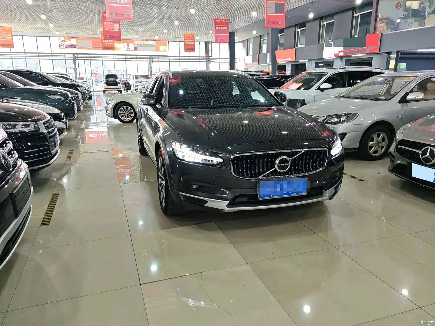 Volvo V90, 2021 3