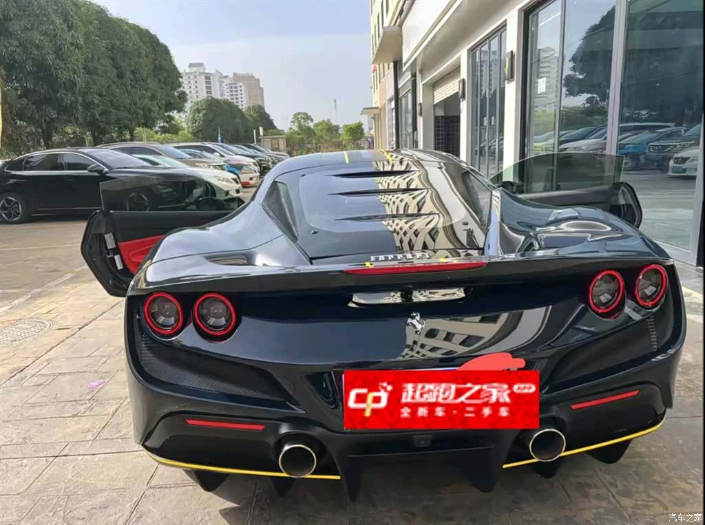 Ferrari F8, 2020 4