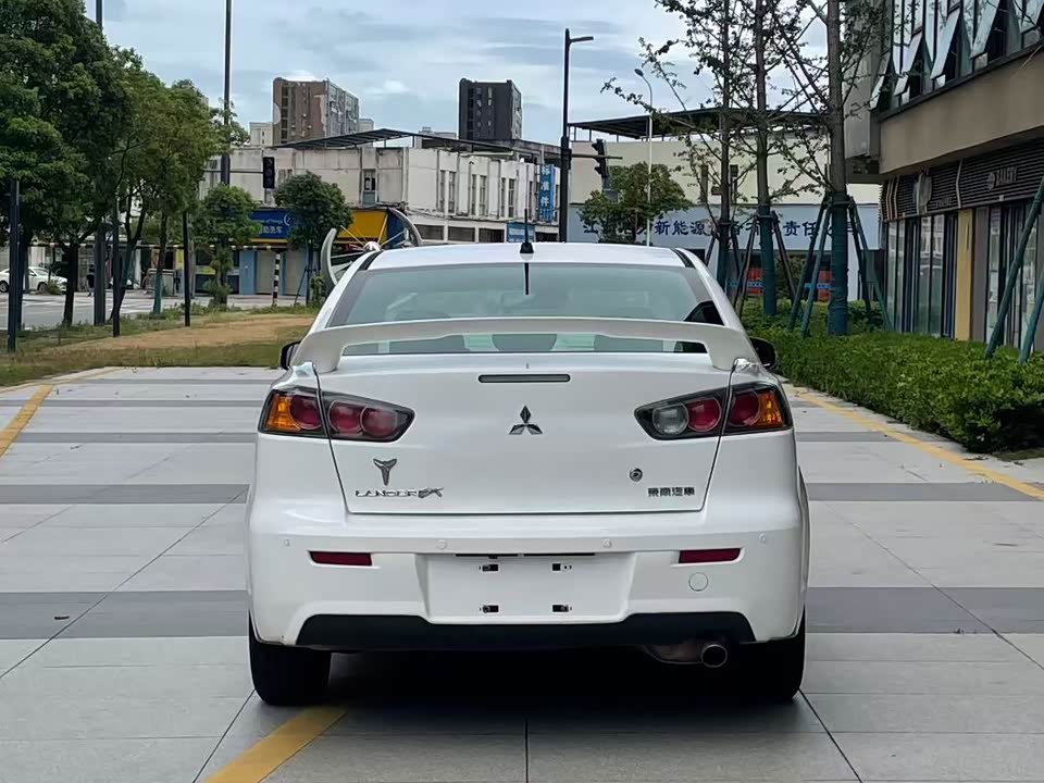 Mitsubishi Wing God Mitsubishi Wing God