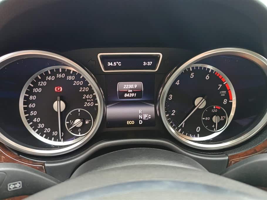 Mercedes-Benz M class